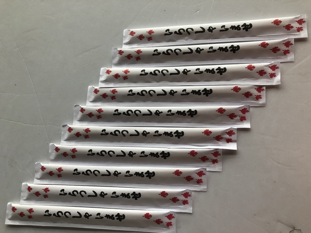 Bambusessstäbchen 24CM ZWILLINGE Dispossable mit vollem in Papier eingewickeltem für chinesische Nahrung