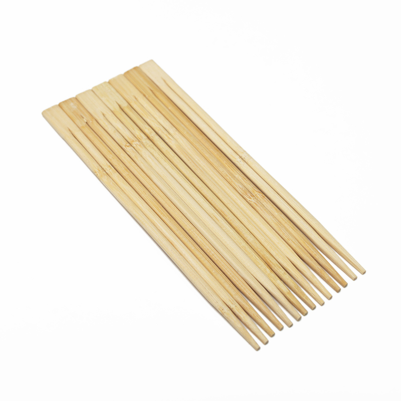Chinesische Einweg-Bambus-Essstäbchen in einzelnen Bambus-Holz-Essstäbchen aus Papier