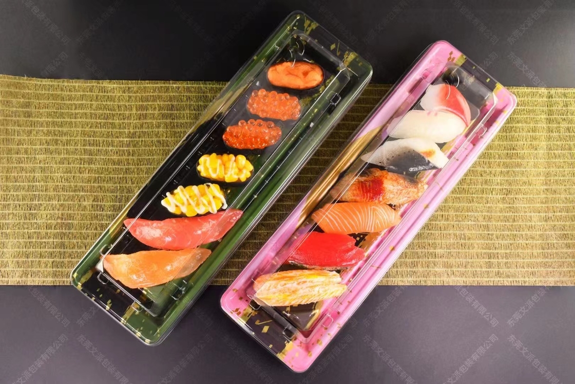 Verpackung heißer Verkauf kundenspezifische Einweg-Kunststoff PP/PET/OPS beliebtes Design super große Größe Takeaway Sushi-Tablett Party。