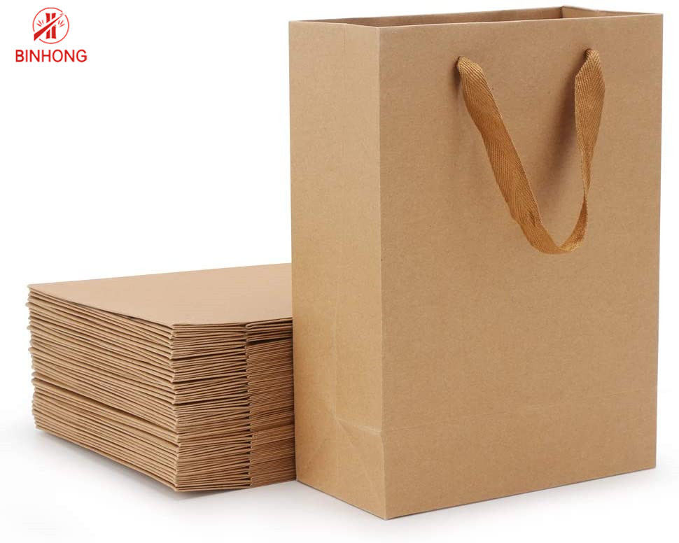 Geklebter 30cm stehender Papierbeutel mit verdrehten Griffen